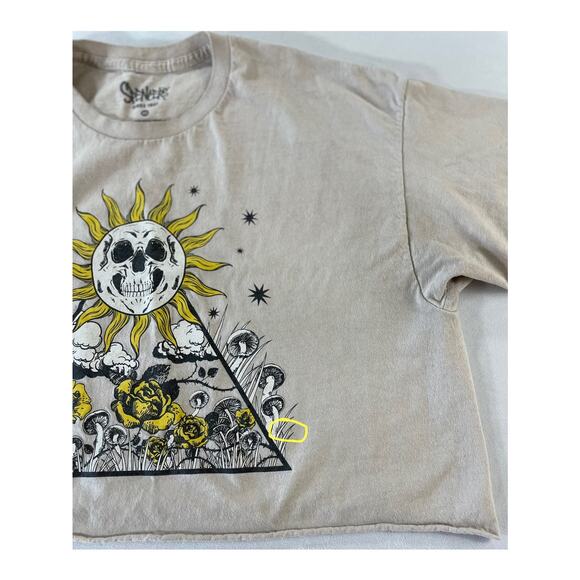 Spencer’s Sun Skull Graphic Crop Top Tee XL Beige Shirt Grunge Boho - Picture 4 of 7